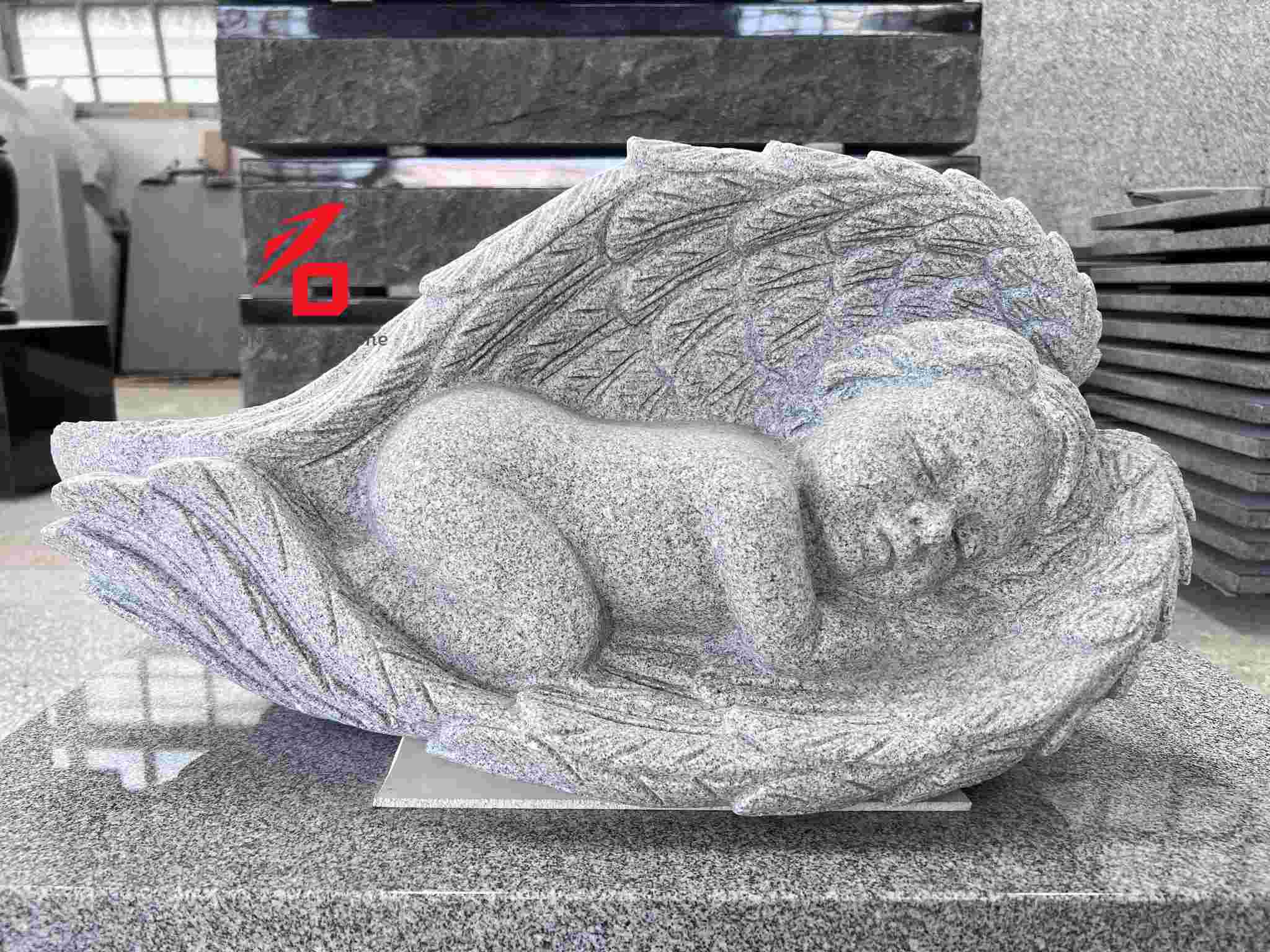 Ozdoba pamiątkowa z kamienną rzeźbą Angel Wings Baby