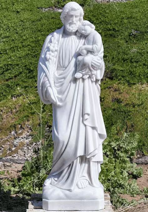 Marmurowy Ojciec Święty trzymający dziecko biały marmur statua religijna postać